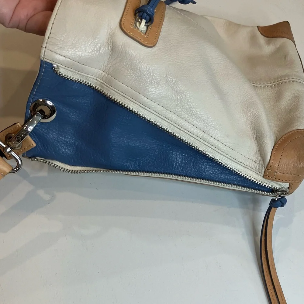 Brighton | California Dreaming Shoulder Crossbody Bag - Picture 8 of 17